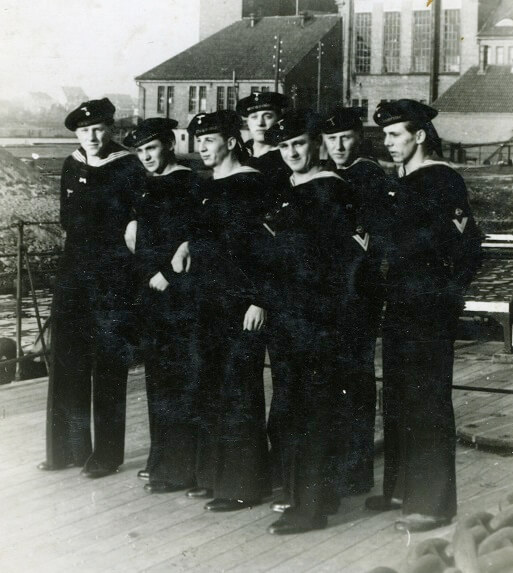 Eine Gruppe von Marine-Soldaten, schwarz-weiß-Foto