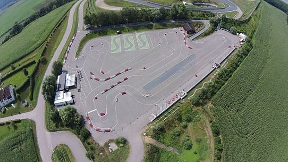 Wir suchen Menschen mit Sehbeeinträchtigung, die für ein Forschungsprojekt adaptierte E-Bikes testen möchten! Fahrplark von oben