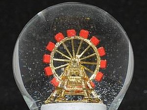 Riesenrad in Schneekugel, Copyright: Original Wiener Schneekugelmanufaktur. 