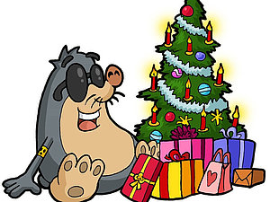 Comic: Unser Maskottchen, der blinde Maulwurf AUGust, sitzt vor einem Weihnachtsbaum mit vielen bunten Geschenken.