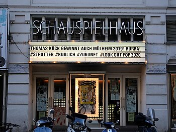 Theater4all: „WOKEY WOKEY" von Nora Abdel-Maksoud
