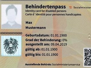 Vorderseite des österr. Behindertenpasses und beinhaltet Namen, Geburtsdatum, Grad der Behinderung, Austellungsdatum und Gültigkeitsdaten 